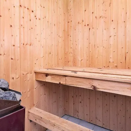 Four-bedroom Holiday In 8 Ferienhaus Vejers Strand