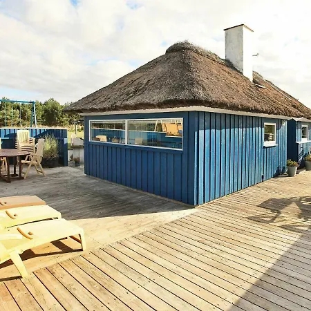 Ferienhaus Four-bedroom Holiday In 8 *